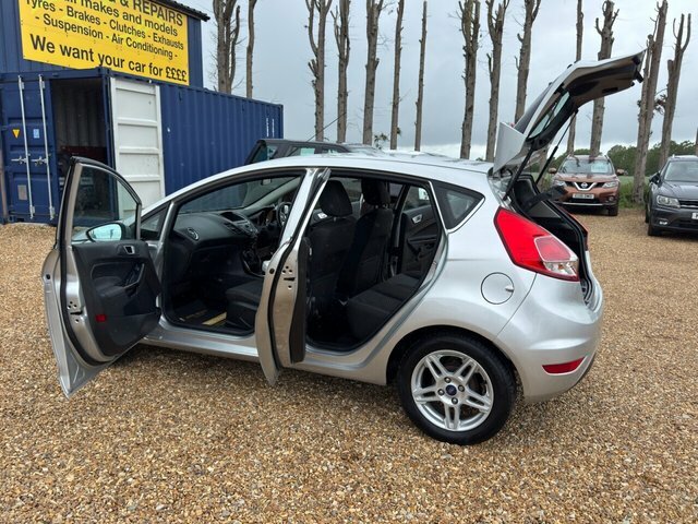 Ford Fiesta Hatchback 1.6T Ecoboost St-3 Euro 5 Ss 201 Blue #28