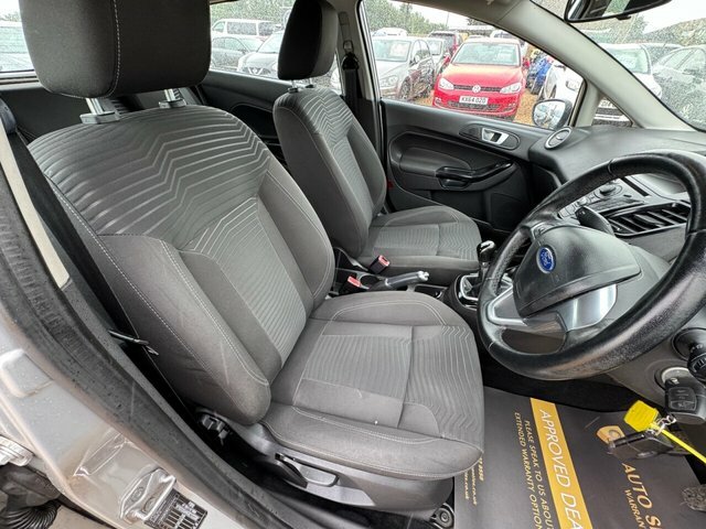 Ford Fiesta Hatchback 1.6T Ecoboost St-3 Euro 5 Ss 201 Blue #11