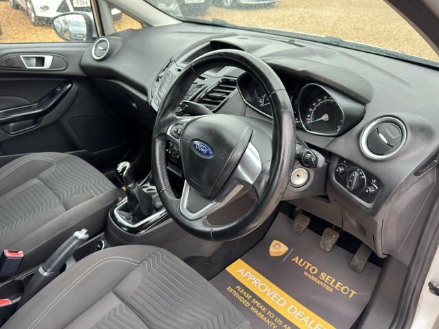Ford Fiesta Hatchback 1.6T Ecoboost St-3 Euro 5 Ss 201 Blue #23