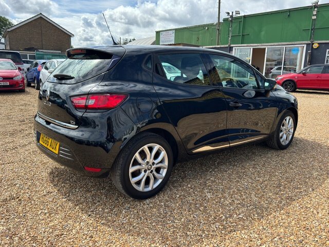 Renault Clio 0.9 Tce Dynamique Nav Hatchback HG66AUX Black #6