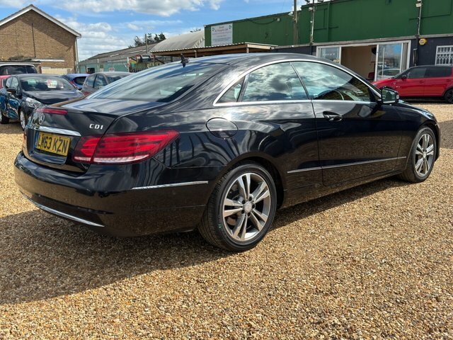 Mercedes-Benz E Class 2.1 E220 Cdi Se Coupe G-tronic Euro 5 Black #6