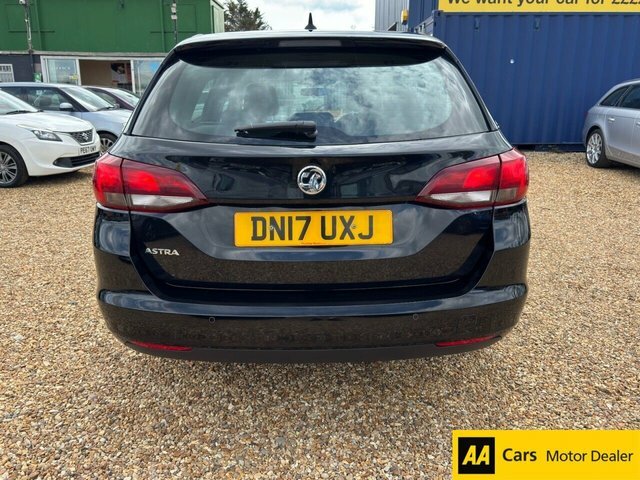 Vauxhall Astra 1.4I Tech Line Sports Tourer Eur Black #4
