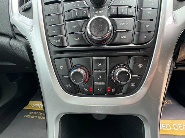 Vauxhall Astra 1.6 Excite 113 Bhp White #21
