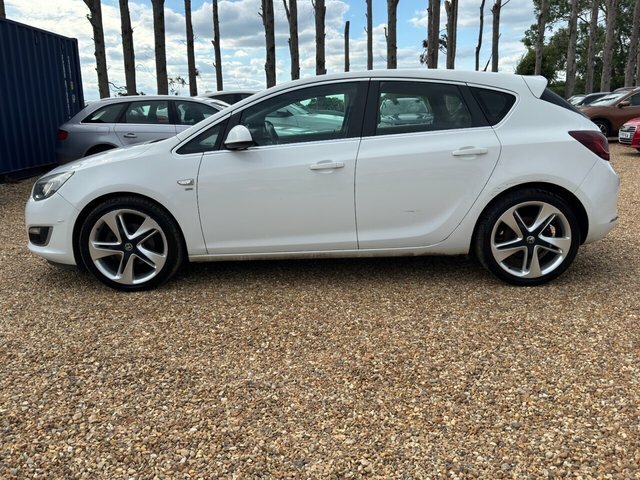 Vauxhall Astra 1.6 Excite 113 Bhp White #7