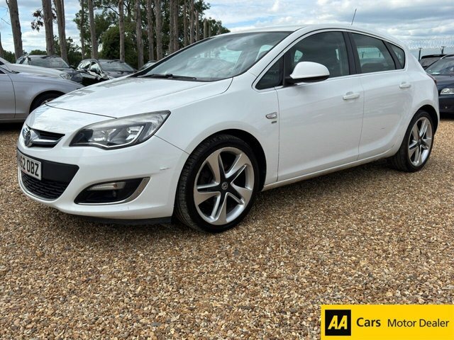Vauxhall Astra 2.0 Cdti Ecoflex Sri Hatchback E White #3