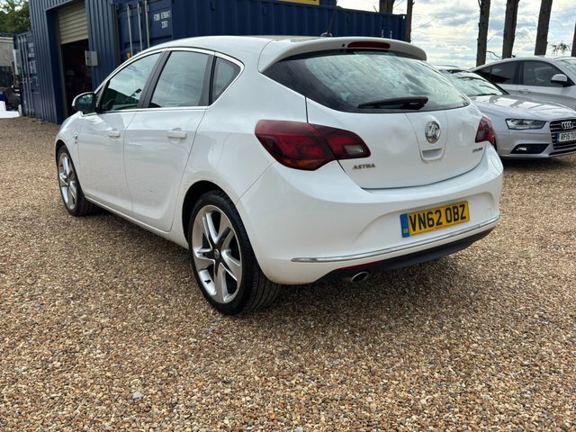 Vauxhall Astra 2.0 Cdti Ecoflex Sri Hatchback E White #5