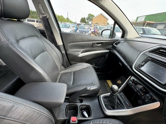Suzuki SX4 S Cross Suv Grey #18