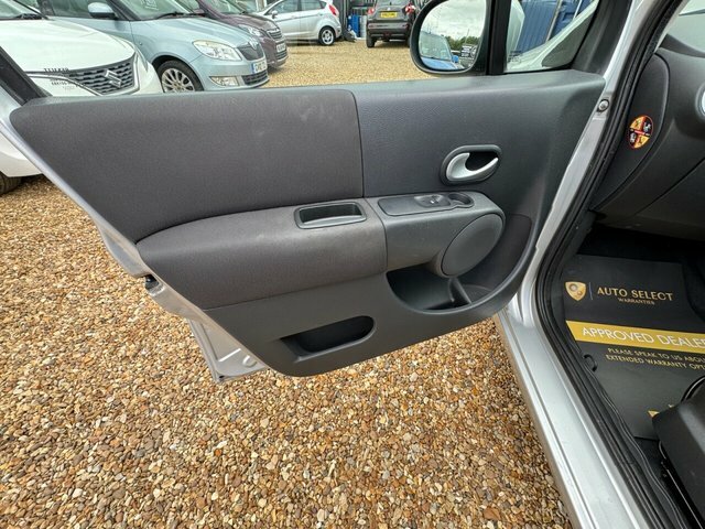 Renault Grand Modus 1.5 Dci 86 Dynamique Silver #28