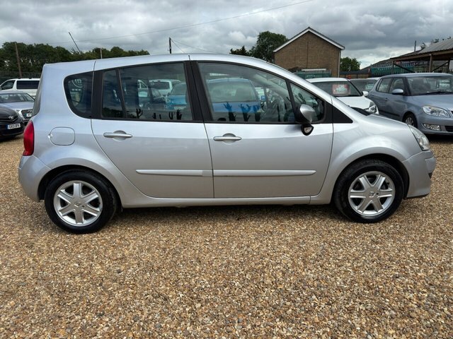 Renault Grand Modus 1.5 Dci 86 Dynamique Silver #8