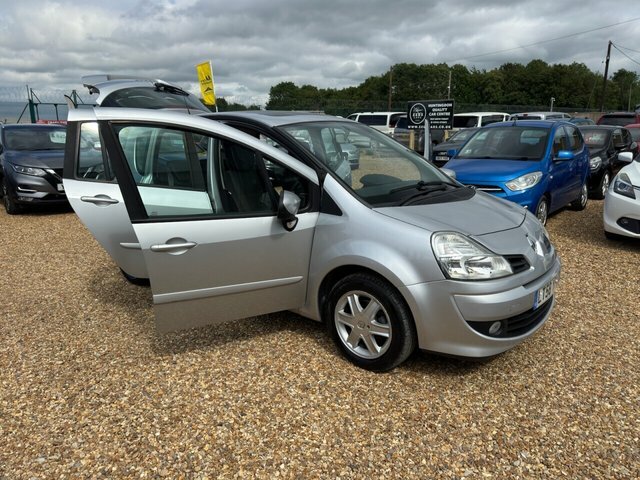 Renault Grand Modus 1.5 Dci 86 Dynamique Silver #9