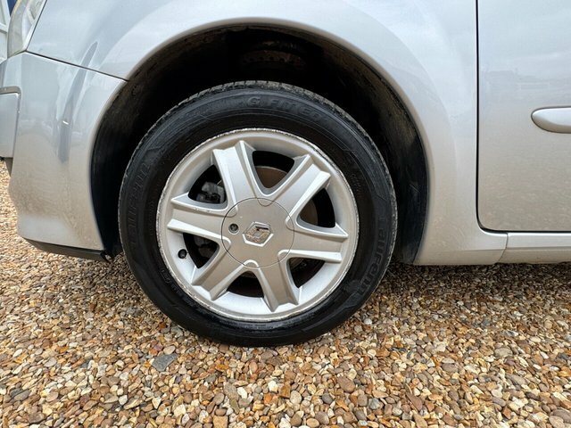 Renault Grand Modus 1.5 Dci 86 Dynamique Silver #31