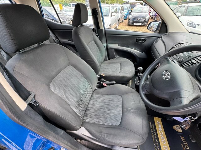 Hyundai I10 1.2 Classic Red #17