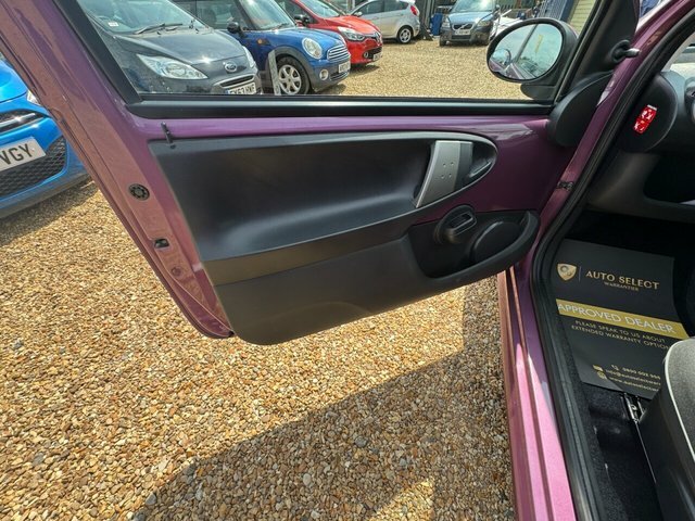 Peugeot 107 107 Active Purple #28