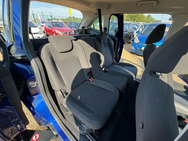 Ford Grand C-Max 1.0T Ecoboost Titanium Euro 6 Ss Black #15