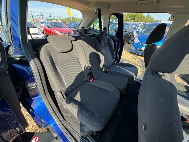 Ford Grand C-Max 1.0T Ecoboost Titanium Euro 6 Ss Black #16