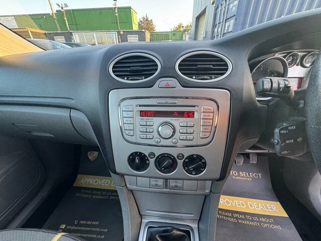 Ford Focus 1.6 Zetec Hatchback 161 Gkm, 9 Black #24