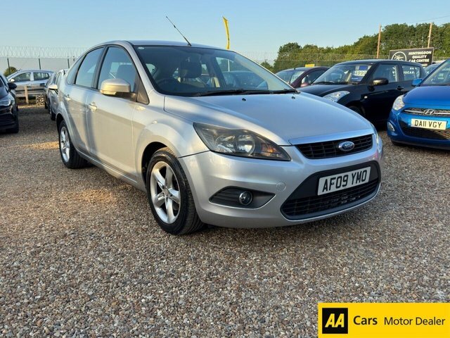 Ford Focus 1.6 Zetec Hatchback 161 G Km 99 Silver #3