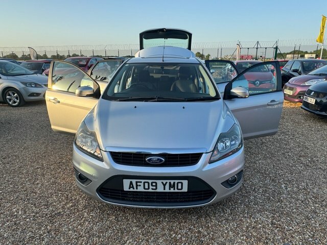 Ford Focus 1.6 Zetec Hatchback 161 Gkm, 9 Black #11