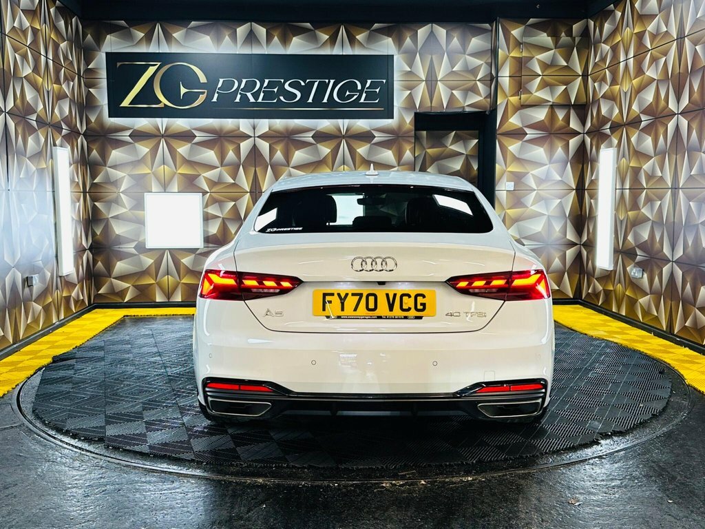 Audi A5 2L Edition 1 White #4