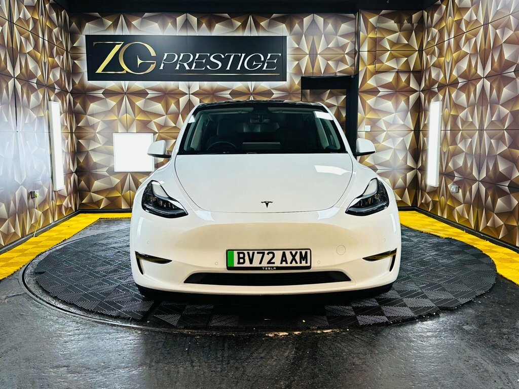 Tesla Model Y Suv BV72AXM White #2