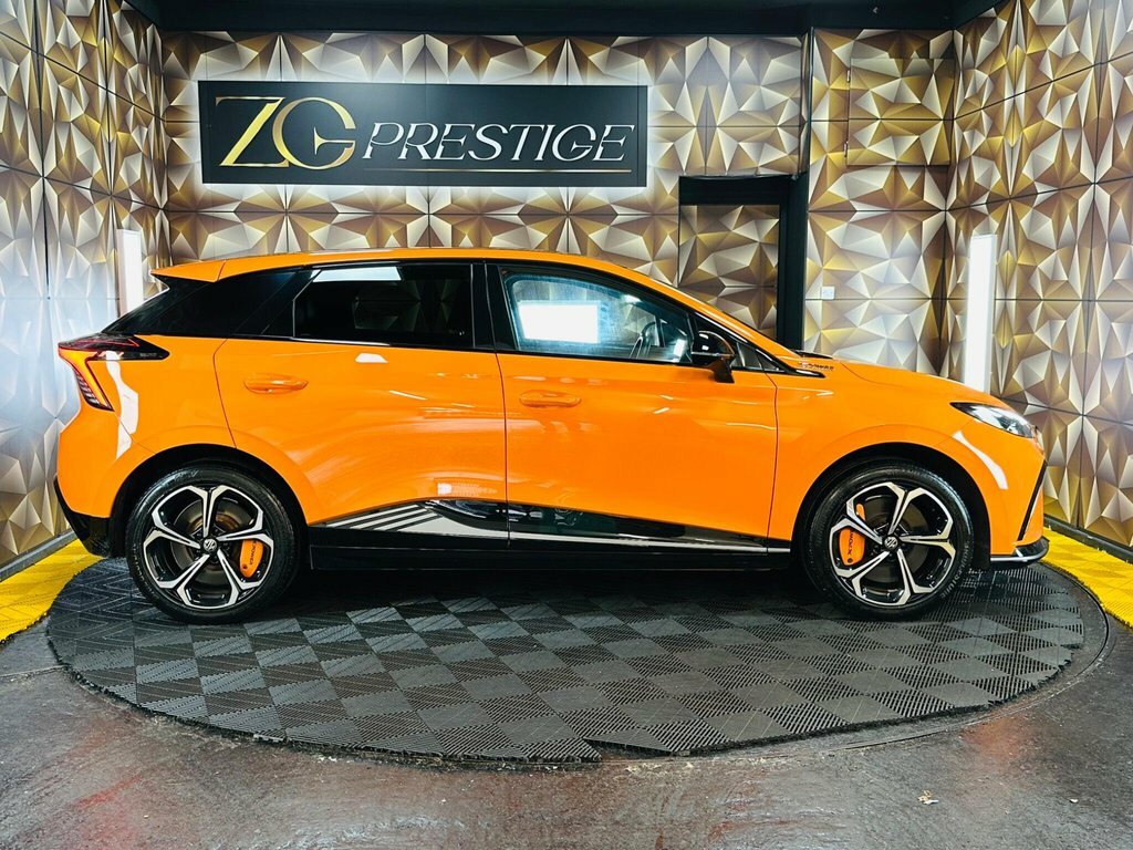 MG MG4 Hatchback FG74VWL Orange #6