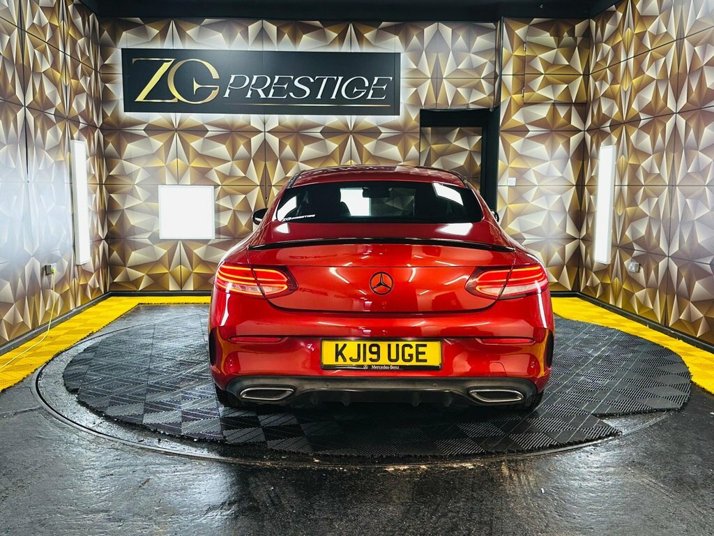 Mercedes-Benz C Class 2L Amg Line KJ19UGE Red #4