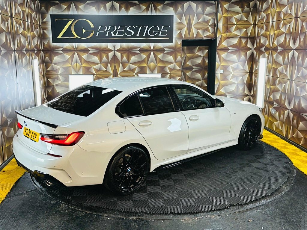 BMW 3 Series 2L M Sport White #6