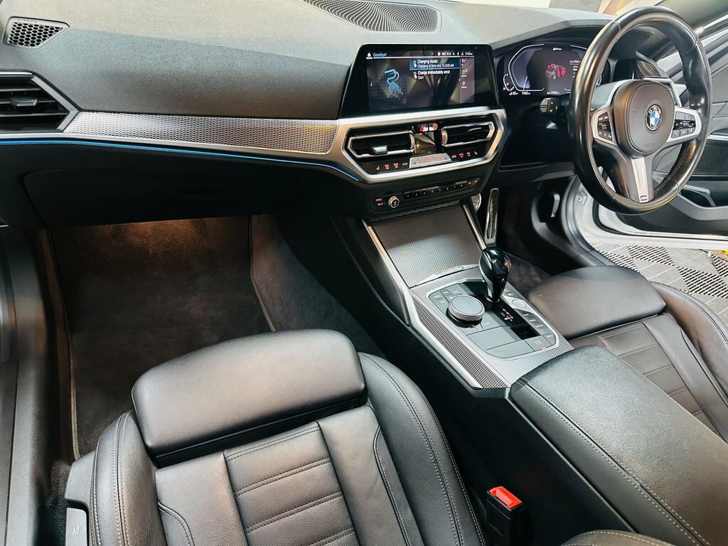 BMW 3 Series 2L M Sport White #3