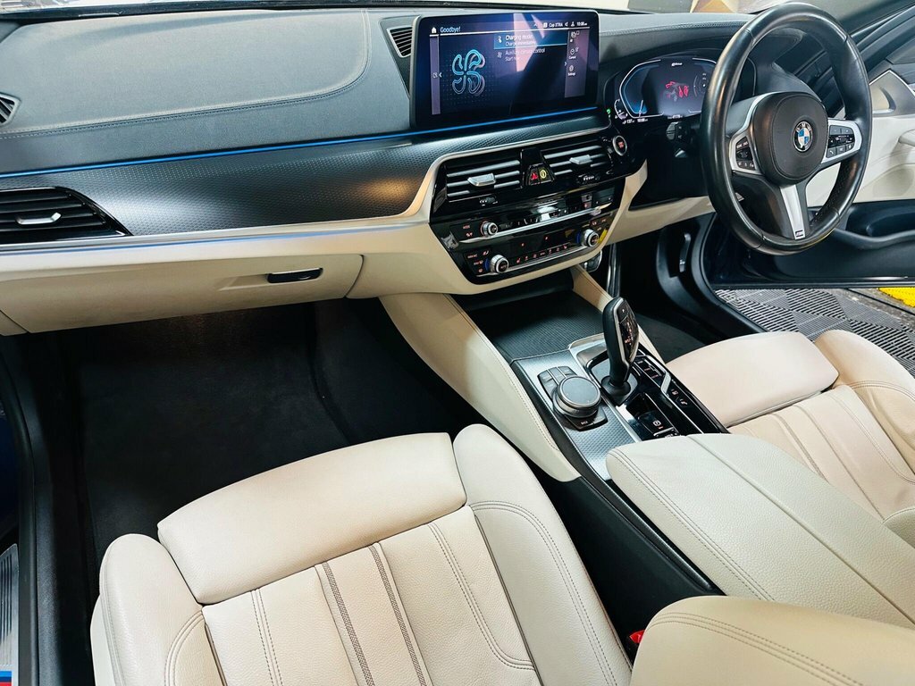 BMW 5 Series 2L M Sport LA21GGG Blue #3