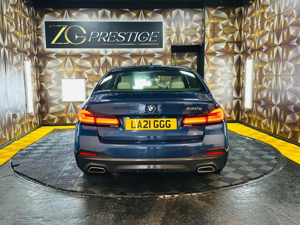 BMW 5 Series 2L M Sport LA21GGG Blue #4