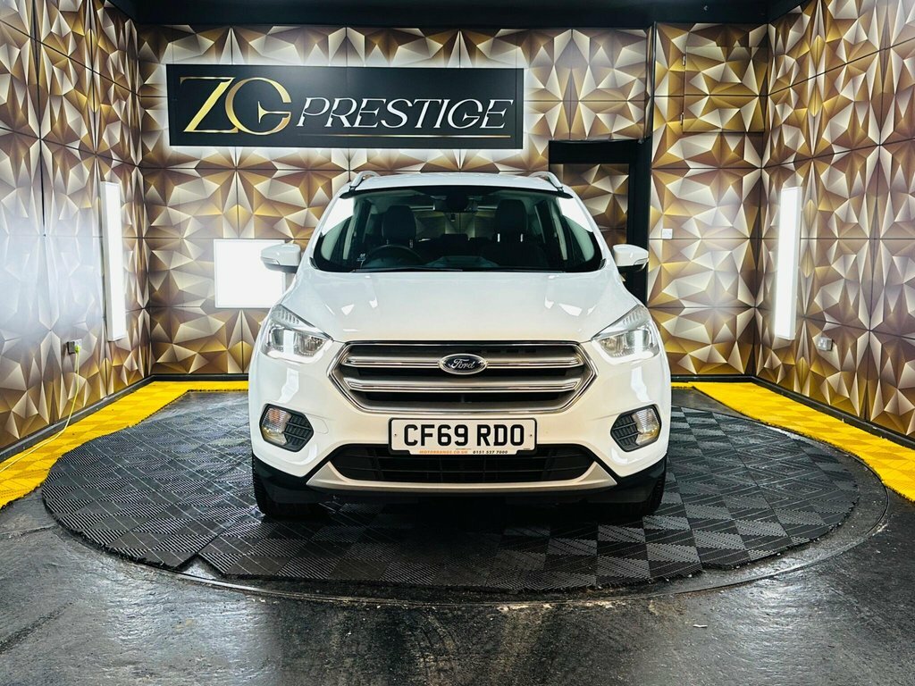 Ford Kuga 2L Titanium Edition White #2