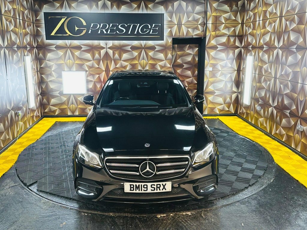 Mercedes-Benz E Class 2L Amg Line Black #2