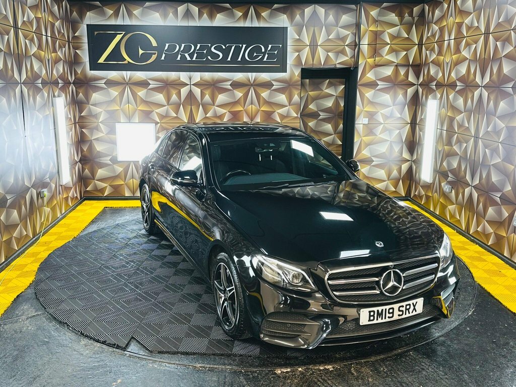 Mercedes-Benz E Class 2L Amg Line Black #4