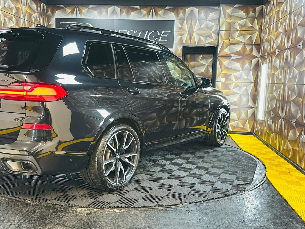 BMW X7 4.4 X7 Black #39