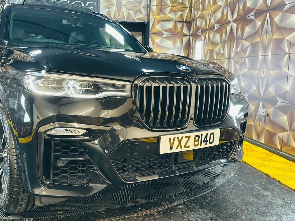 BMW X7 4.4 X7 Black #9
