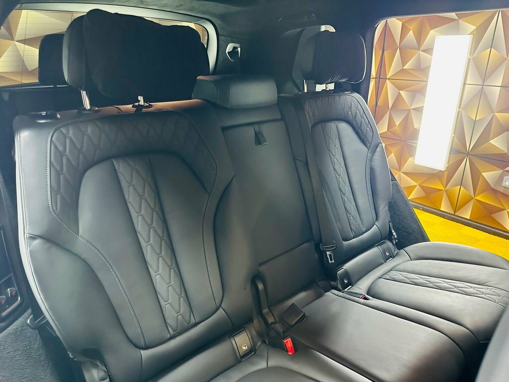 BMW X7 4.4 X7 Black #79