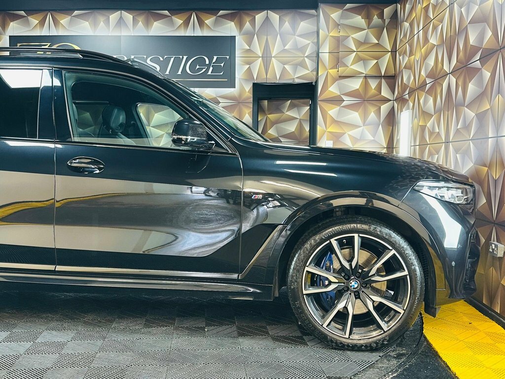 BMW X7 4.4 X7 Black #18