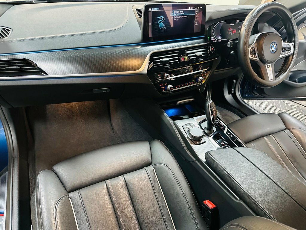 BMW 5 Series 2L M Sport Blue #3