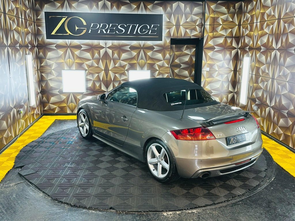 Audi TT 2L S Line Grey #3