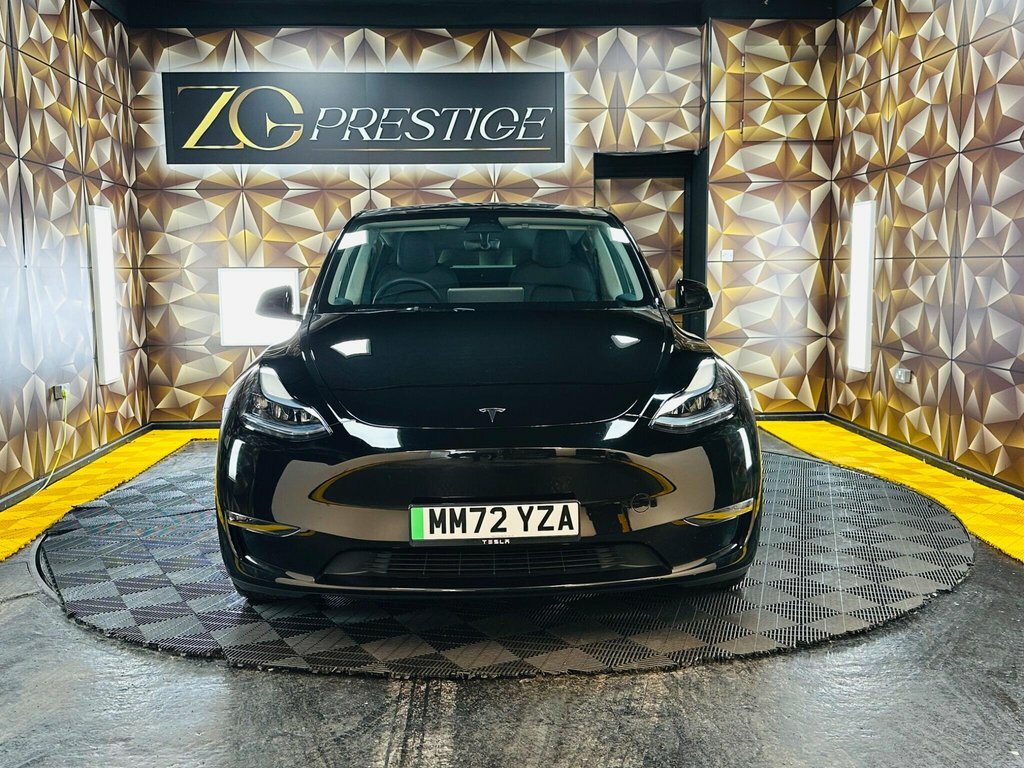 Tesla Model Y Suv MM72YZA Black #2