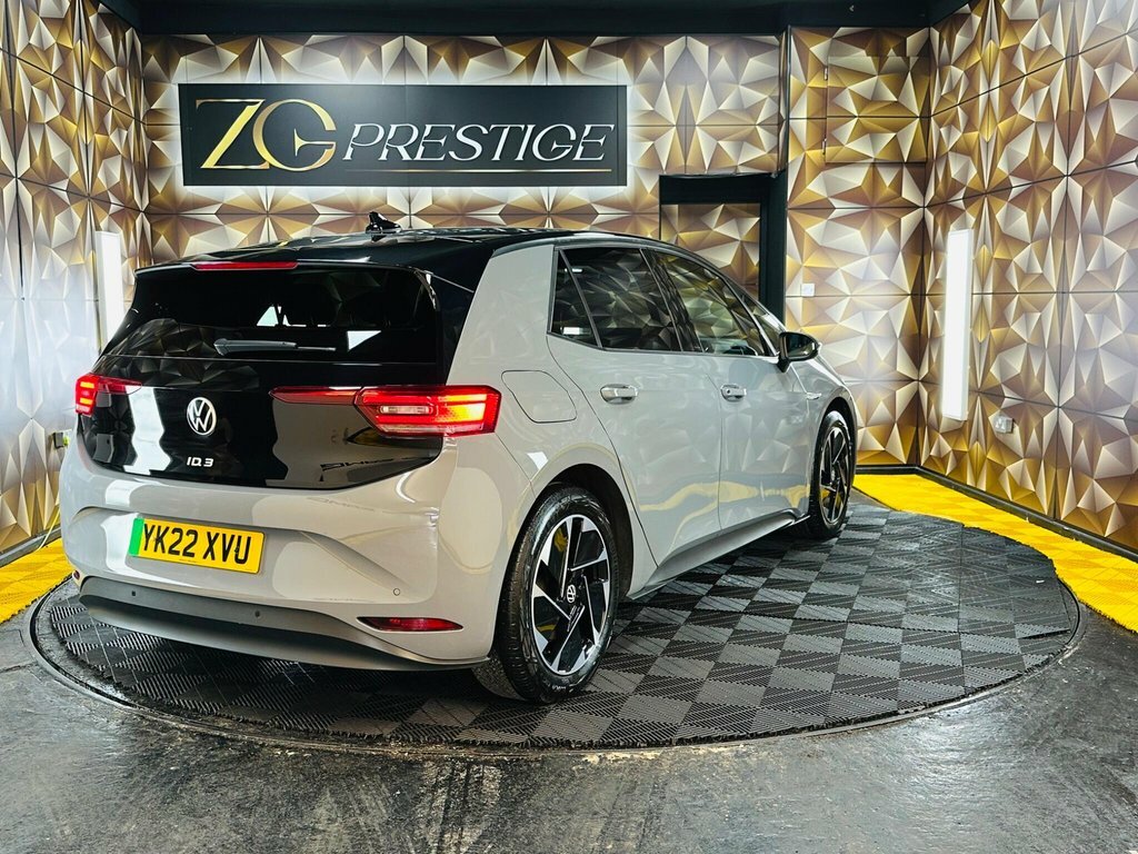 Volkswagen ID.3 Hatchback Grey #6