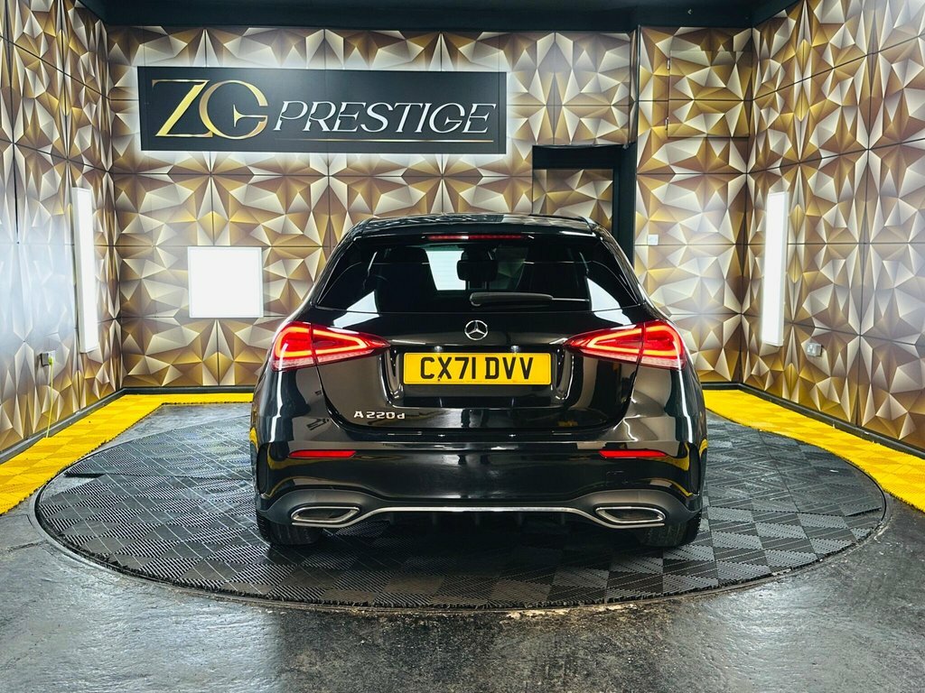 Mercedes-Benz A Class 2L Amg Line Black #4