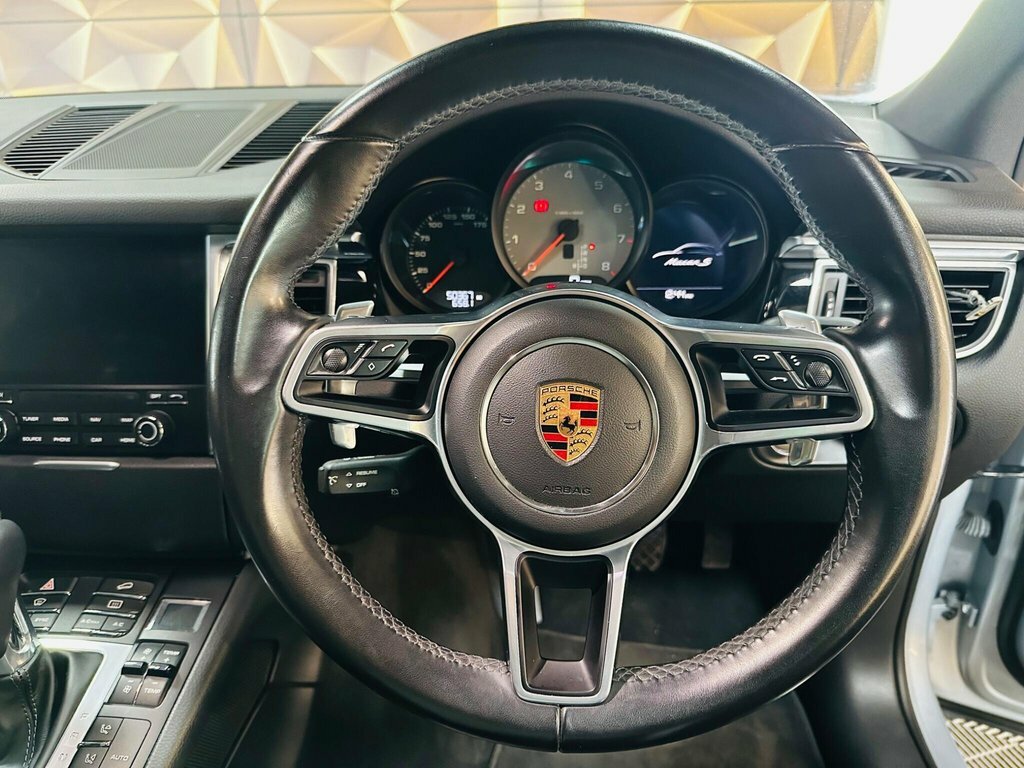 Porsche Macan 3.0T V6 Gts Pdk 4Wd Euro 6 Ss Black #40