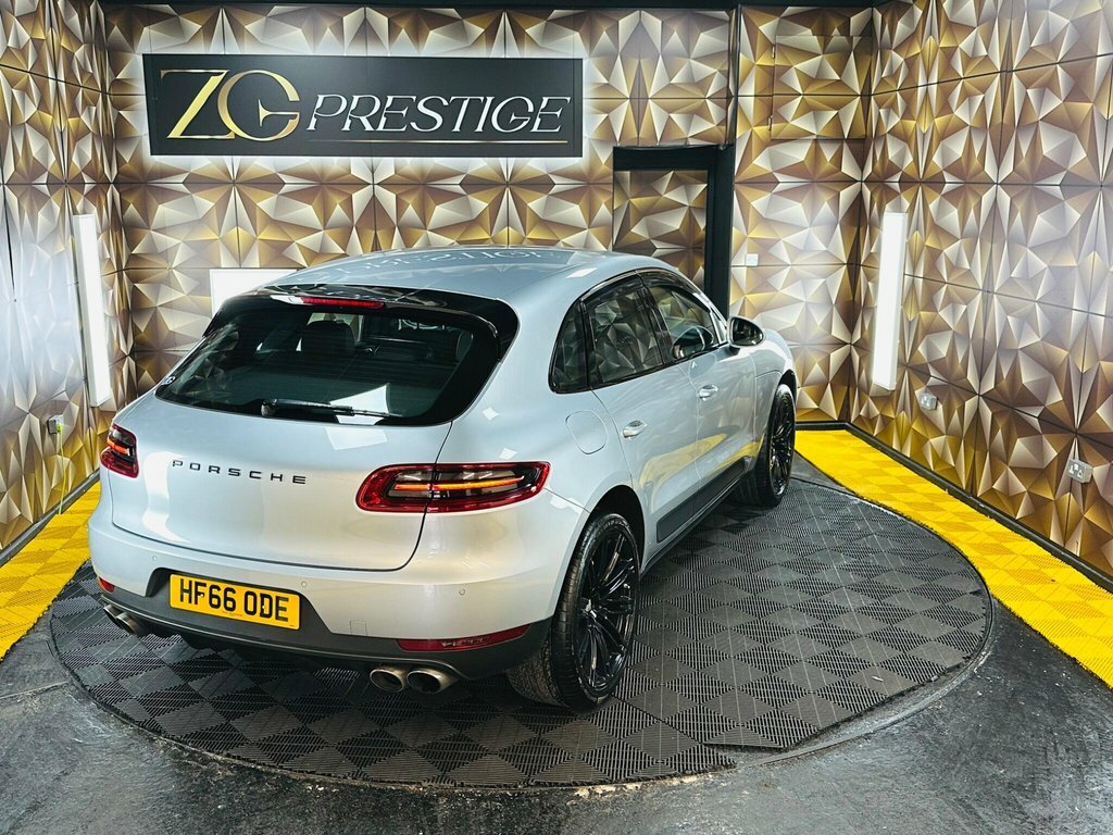 Porsche Macan 3.0T V6 Gts Pdk 4Wd Euro 6 Ss Black #39