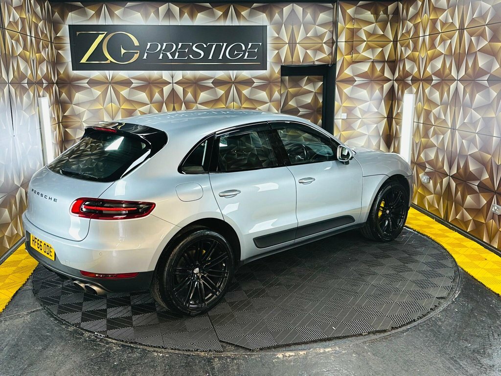 Porsche Macan 3.0T V6 Gts Pdk 4Wd Euro 6 Ss Black #13