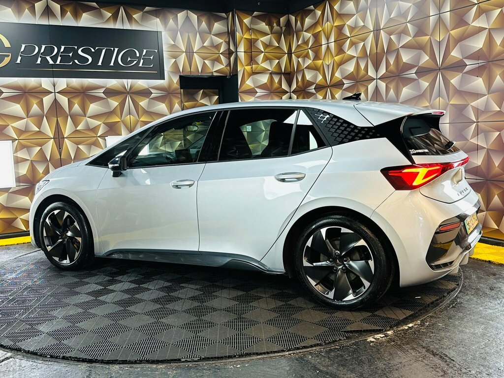 Cupra Born Cupra Hatchback 150Kw V1 58Kwh Red #36