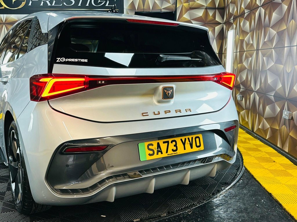 Cupra Born Cupra Hatchback 150Kw V1 58Kwh Red #23