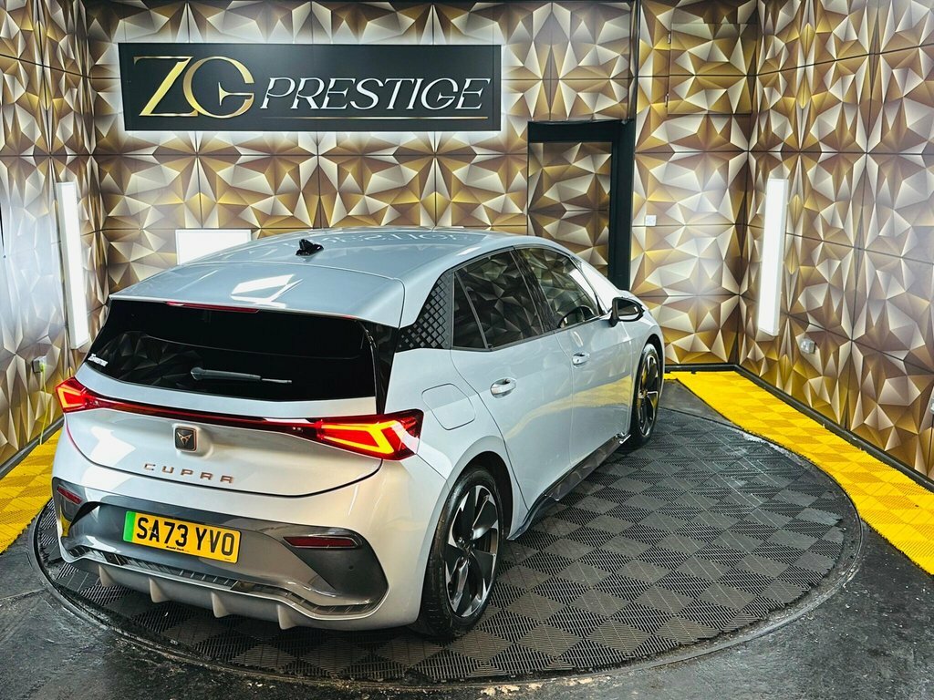 Cupra Born Cupra Hatchback 150Kw V1 58Kwh Red #30