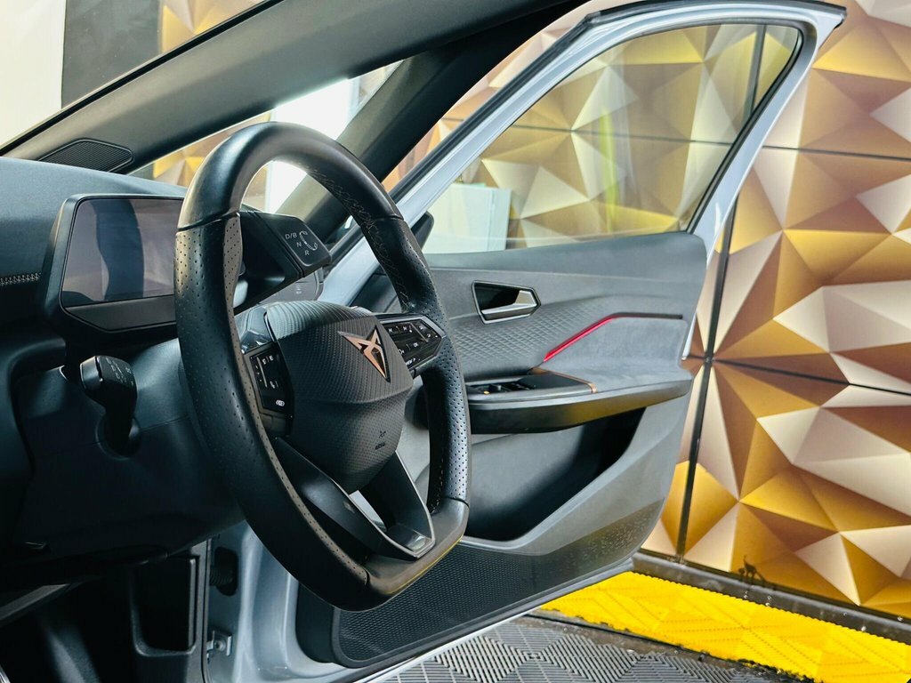 Cupra Born Cupra Hatchback 150Kw V1 58Kwh Red #38