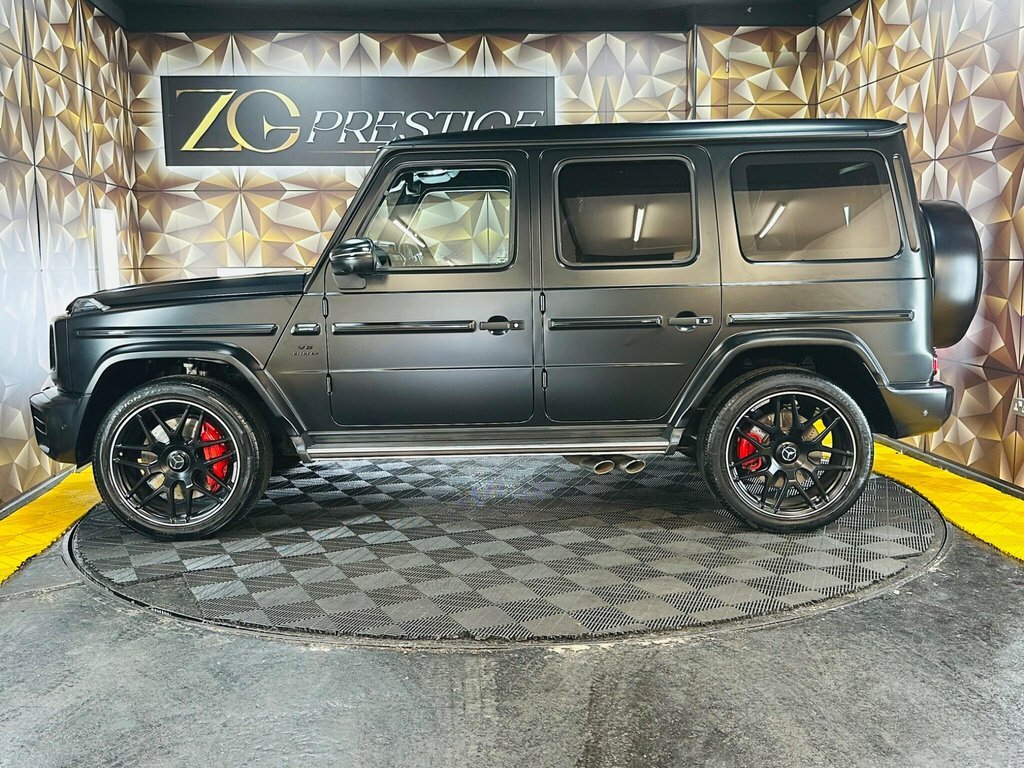 Mercedes-Benz G Class 4.0L Amg G 63 4Matic Black #9